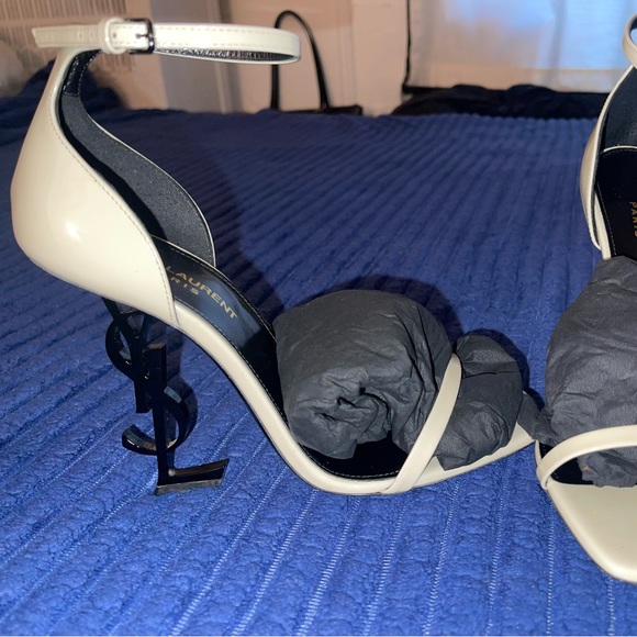 YSL HEELS ONLY WORN ONCE - Picture 5 of 7